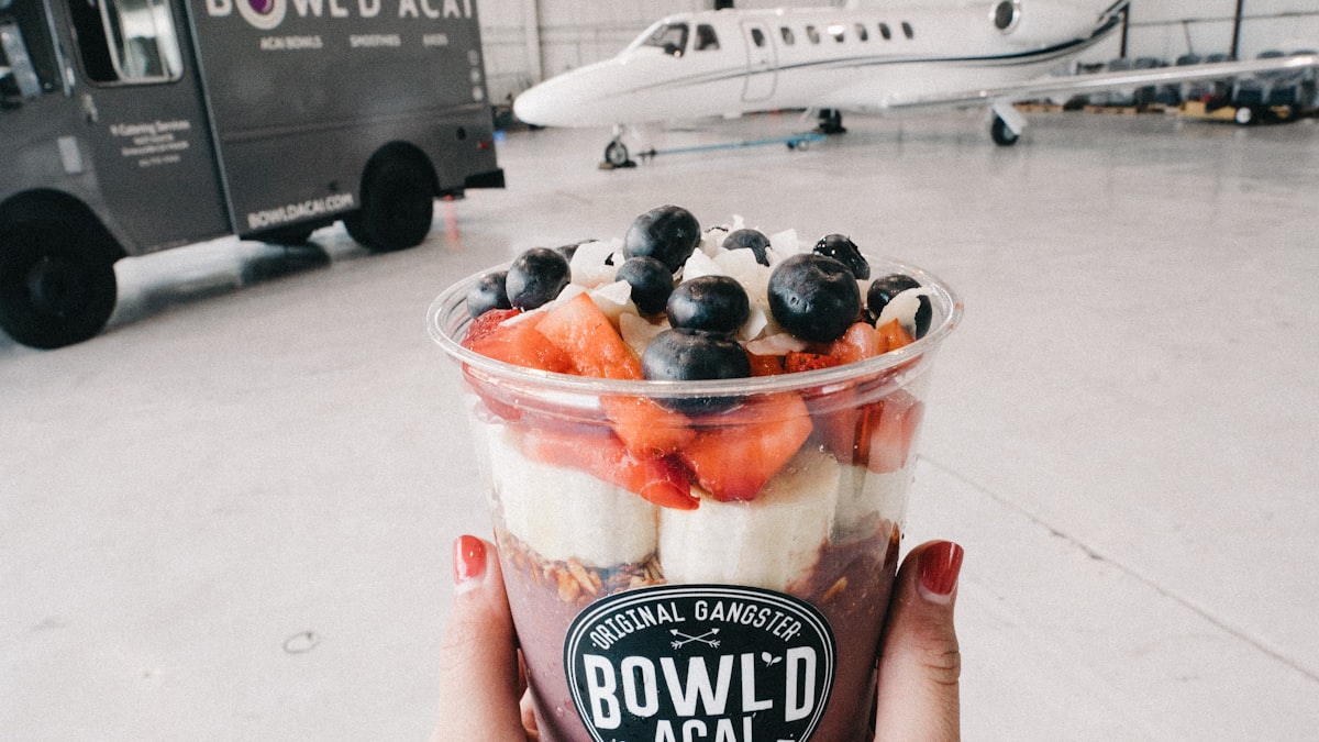 O litro do açaí passou de R$ 80 em Belém — e o Brasil inteiro vai sentir