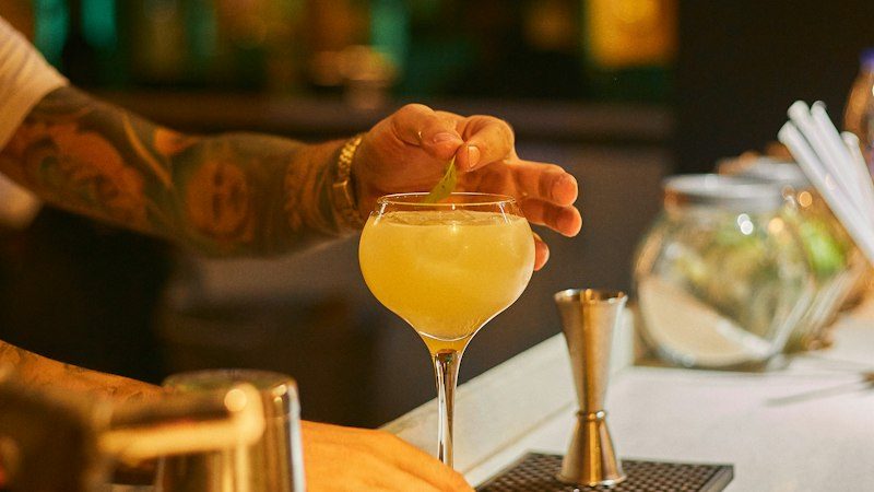 Exímia salta 41 posições e vira o 20º melhor bar do mundo — mas o Brasil segue com só dois no 50 Best