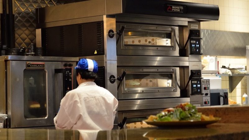 A guerra do delivery chegou ao Cade — e o cupom de R$ 250 é isca, não presente
